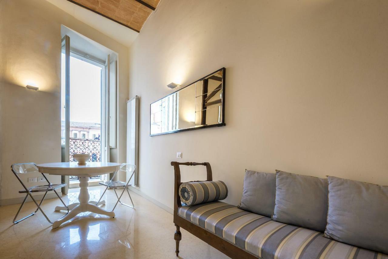 La Residenza In Piazza Grande Daire Foligno Dış mekan fotoğraf